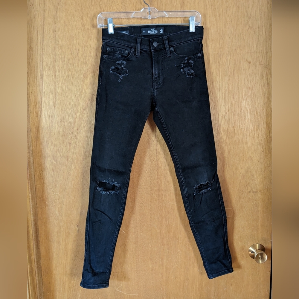 Hollister Woman's Black Skinny Jeans, Ripped Distressed Knees